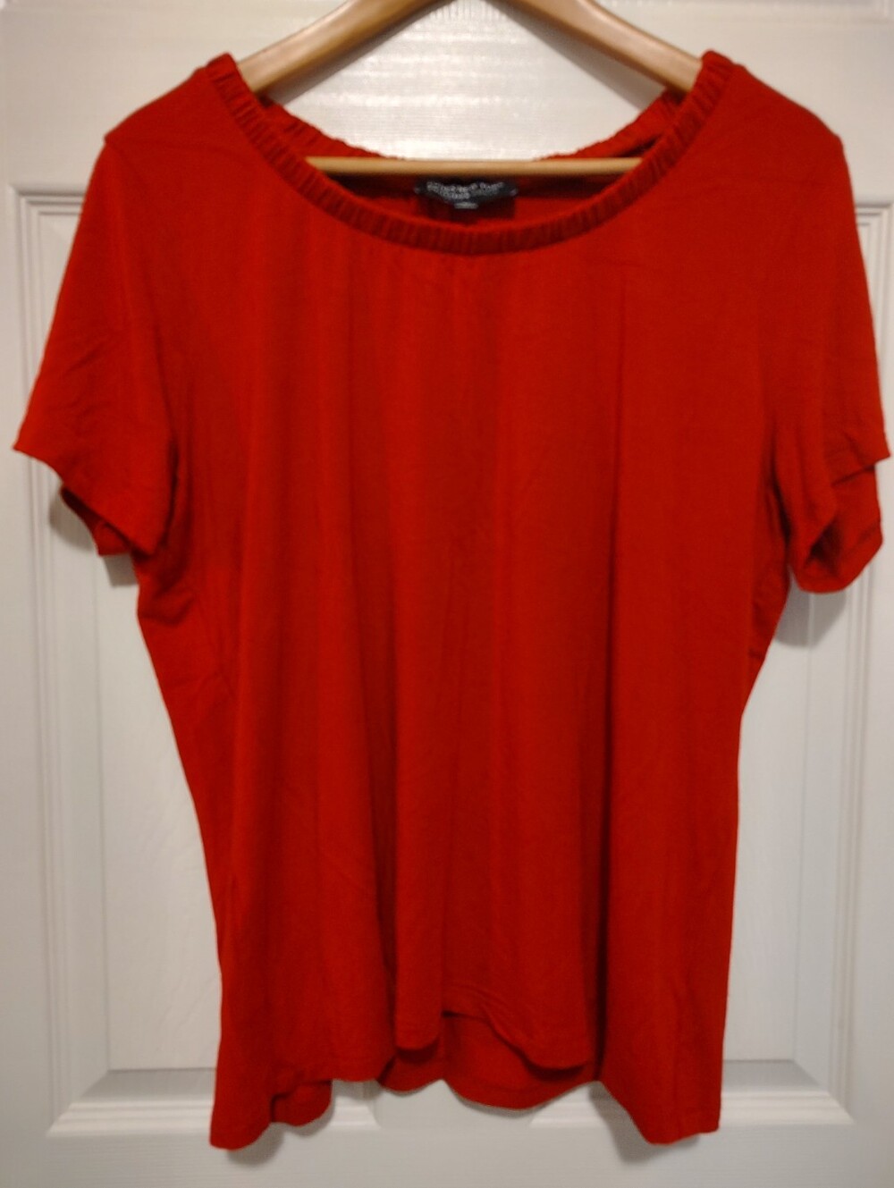 Jones New York Bright Red Short Sleeve Tee